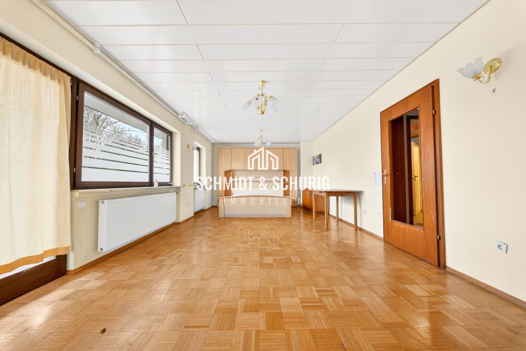 Immobilienangebot - Waldbronn - Alle - Großzügige Doppelhaushälfte mit viel Potenzial in Waldbronn