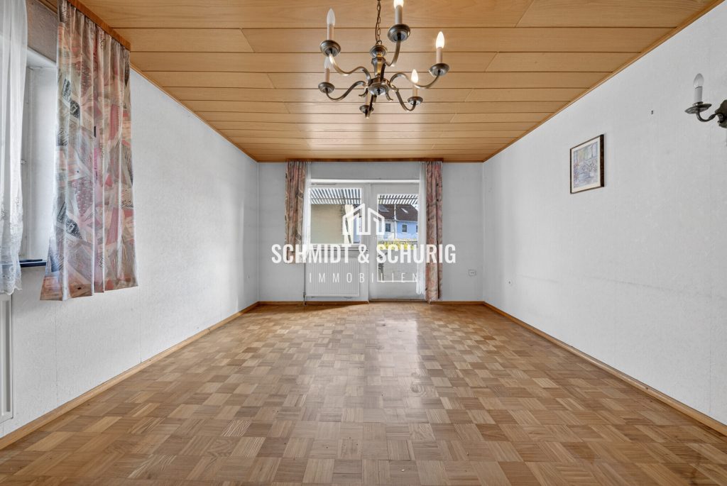 Immobilienangebot - Kronau - Alle - Charmantes Einfamilienhaus mit soliden Gestaltungsmöglichkeiten.