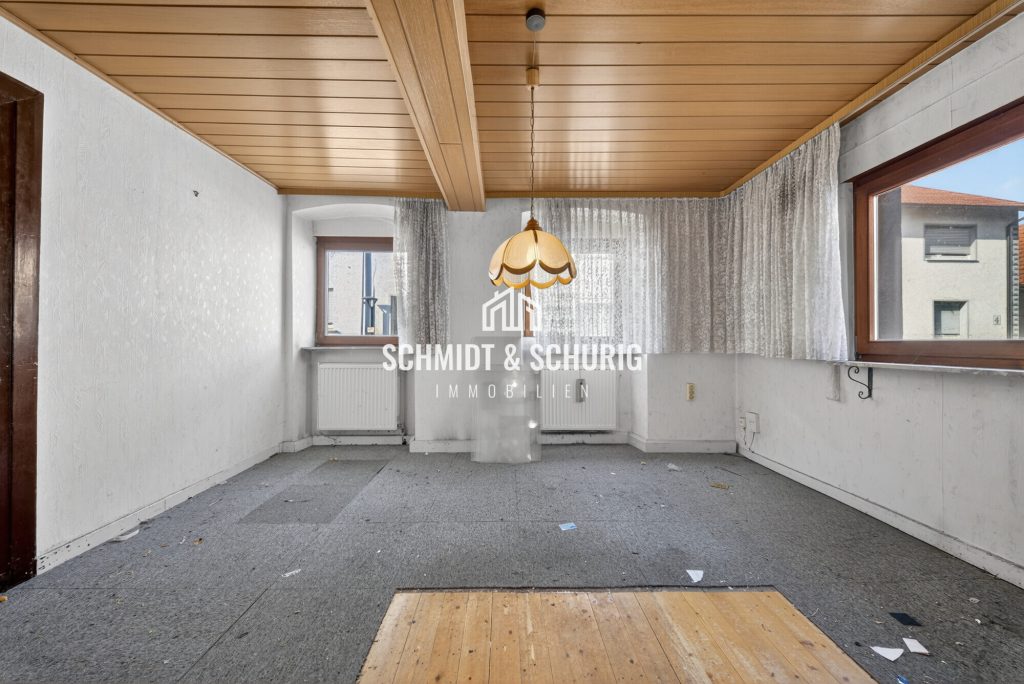 Immobilienangebot - Kronau - Alle - Charmantes Einfamilienhaus mit soliden Gestaltungsmöglichkeiten.