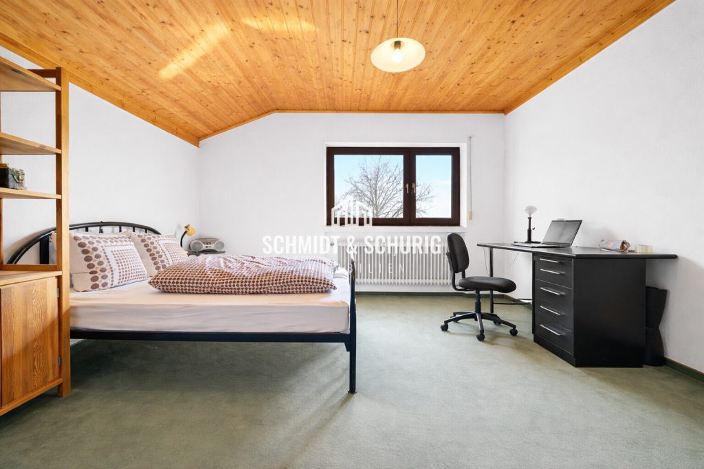 Immobilienangebot - Bretten - Alle - Einfamilienhaus in Bretten: Großes Grundstück, viel Potenzial