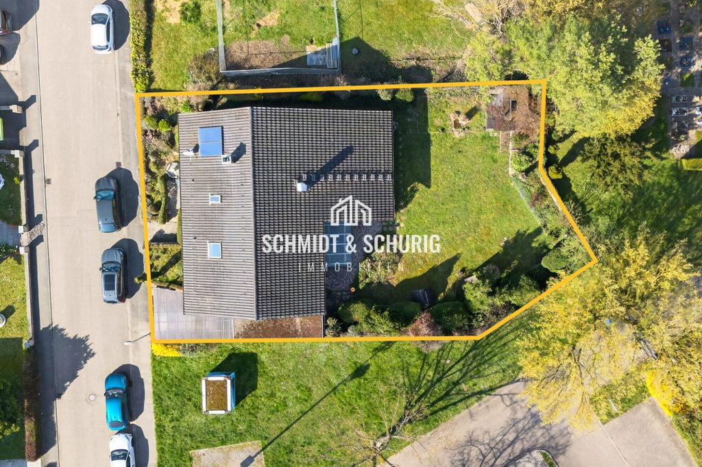 Immobilienangebot - Bretten - Alle - Einfamilienhaus in Bretten: Großes Grundstück, viel Potenzial