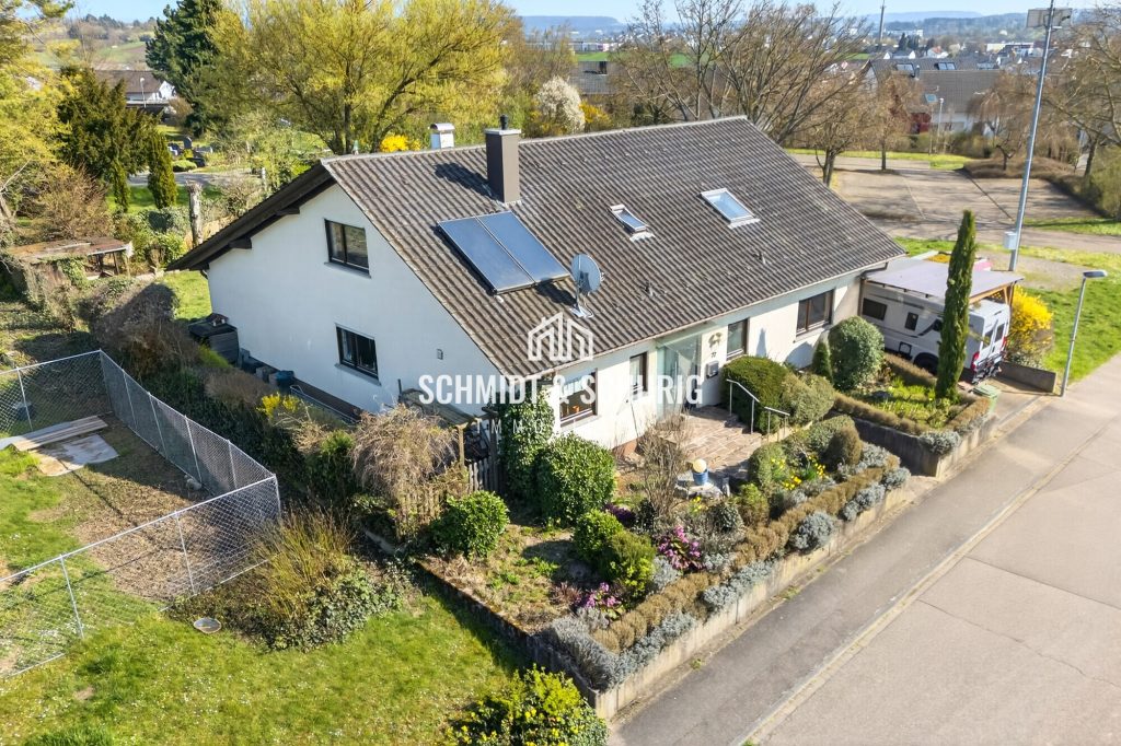 Immobilienangebot - Bretten - Alle - Einfamilienhaus in Bretten: Großes Grundstück, viel Potenzial