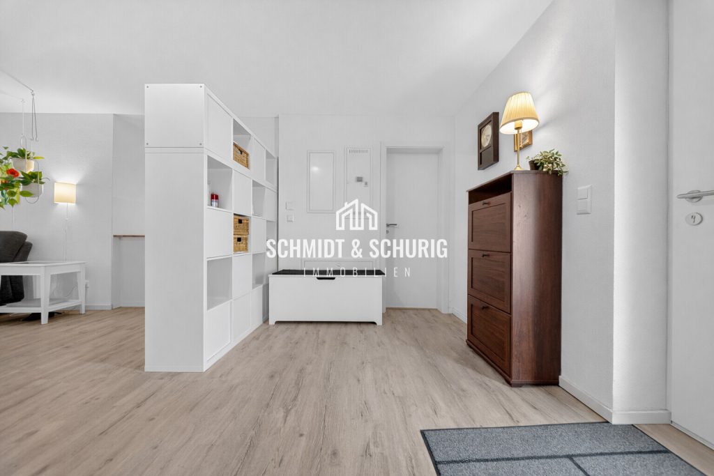 Immobilienangebot - Walzbachtal / Jöhlingen - Alle - Helle kernsanierte 2-Zimmer-Wohnung mit Ankleide, Balkon und Stellplatz