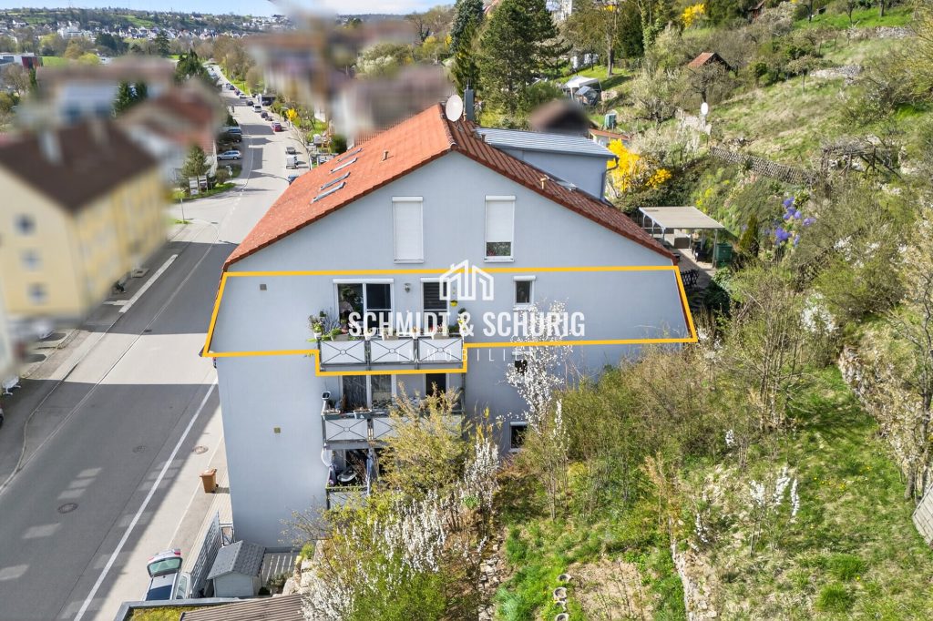 Immobilienangebot - Mühlacker / Lomersheim - Alle - Gepflegte 4-Zimmer Wohnung mit Balkon und Garage
