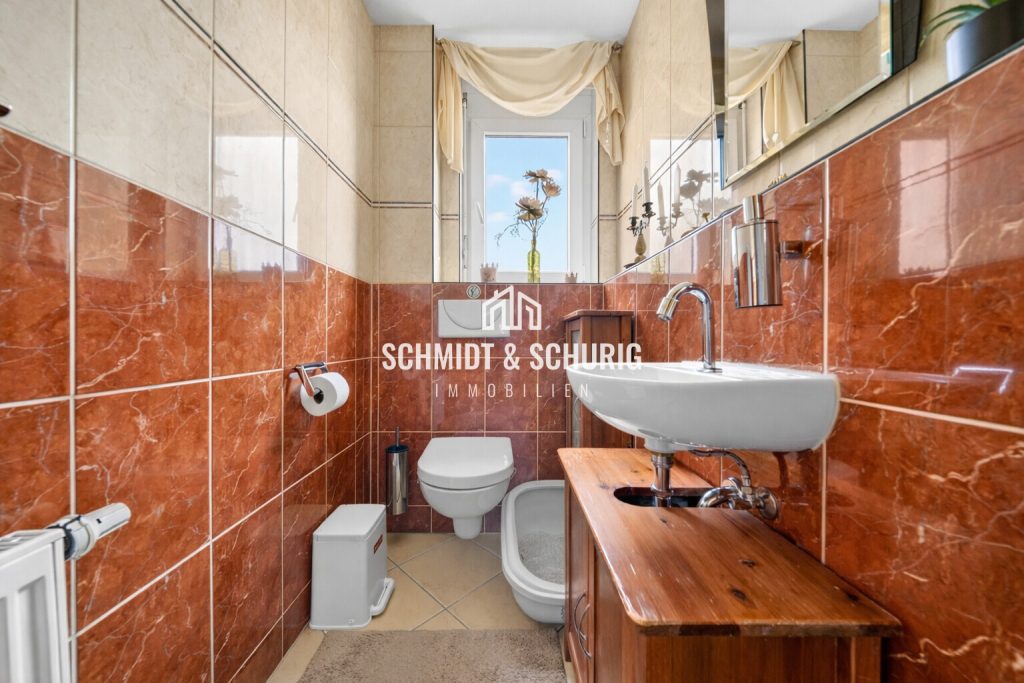 Immobilienangebot - Mühlacker / Lomersheim - Alle - Gepflegte 4-Zimmer Wohnung mit Balkon und Garage