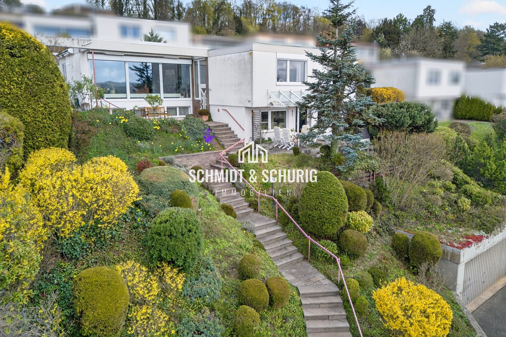 Immobilienangebot - Pforzheim - Alle - Einfamilienhaus mit Einliegerwohnung  (Grundstück - Erbpacht) in traumhafter Lage