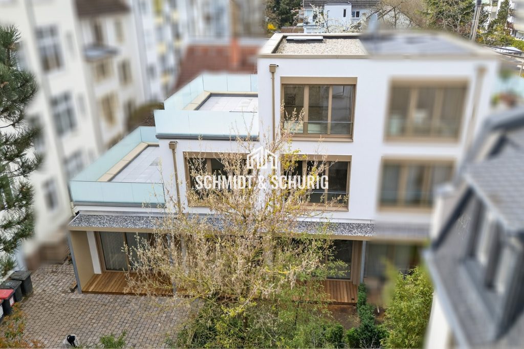 Immobilienangebot - Karlsruhe - Alle - Exklusive Doppelhaushälfte mit Gartenanteil und Dachterrassen