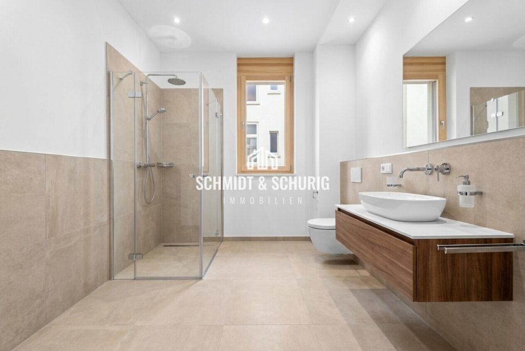 Immobilienangebot - Karlsruhe - Alle - Exklusive Doppelhaushälfte mit Gartenanteil und Dachterrassen