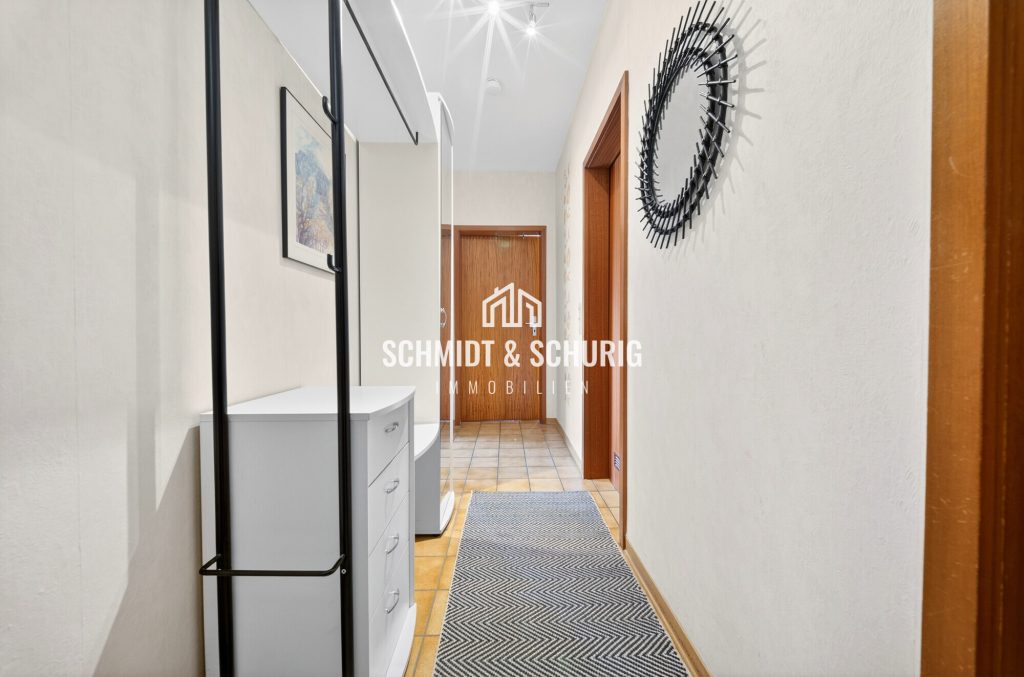 Immobilienangebot - Oberhausen-Rheinhausen - Alle - Charmante 2-Zimmer-Wohnung mit Balkon und viel Potenzial