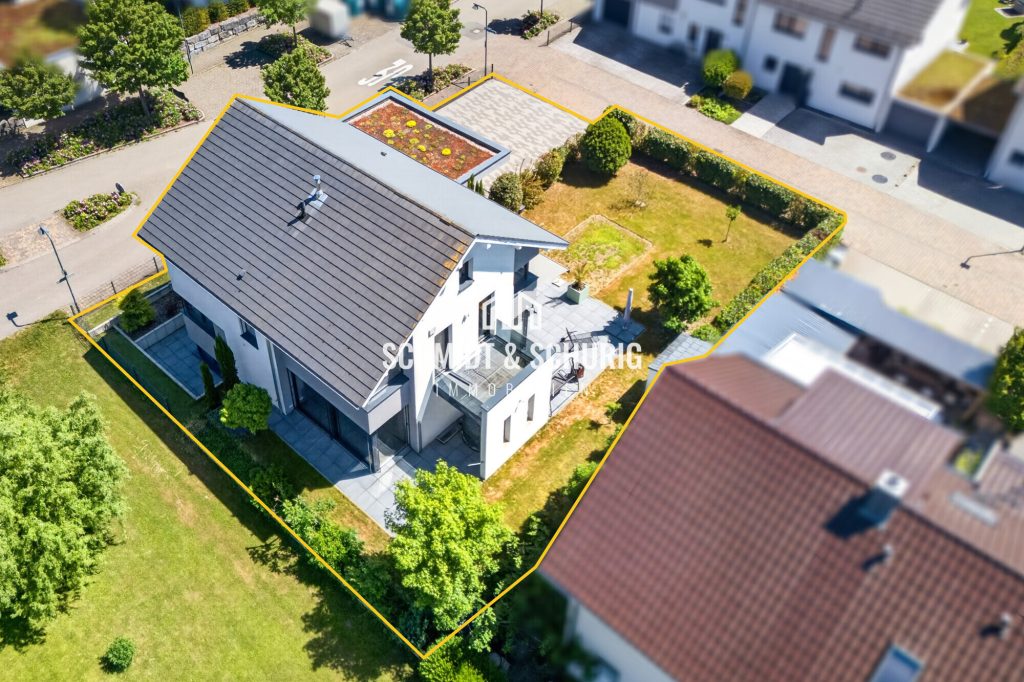 Luftaufnahme Immobilienangebot - Bruchsal - Alle - Exklusives Einfamililienhaus mit großer Garage und tollem Grundstück