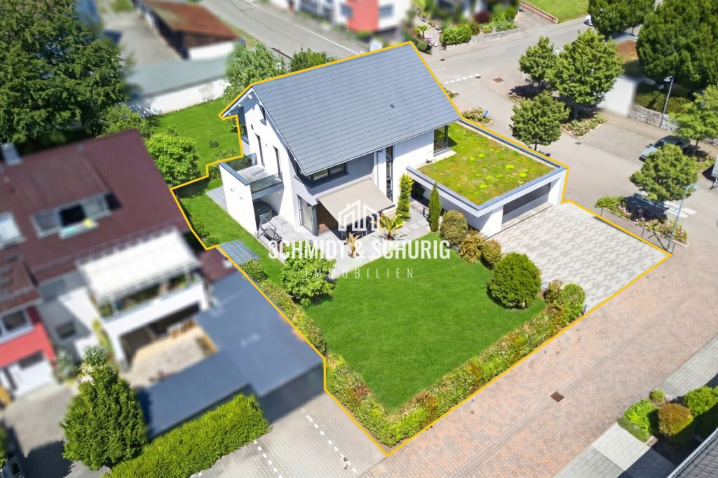 Immobilienangebot - Bruchsal - Alle - Exklusives Einfamililienhaus mit großer Garage und tollem Grundstück