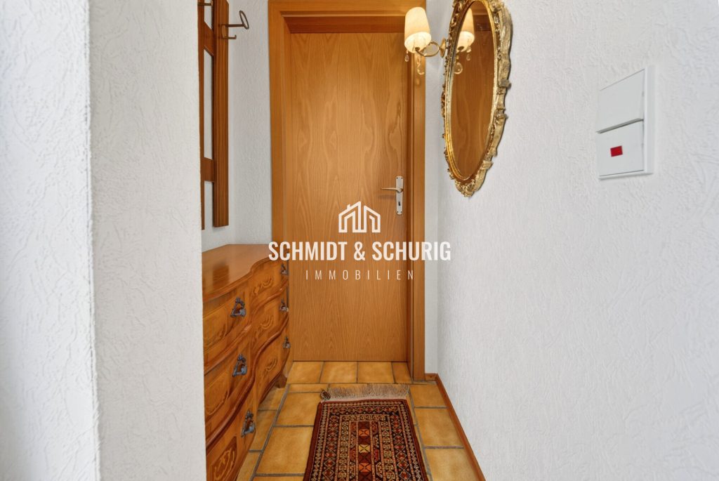 Immobilienangebot - Bruchsal / Untergrombach - Alle - Charmantes Einfamilienhaus mit Ausbaupotenzial und großem Grundstück