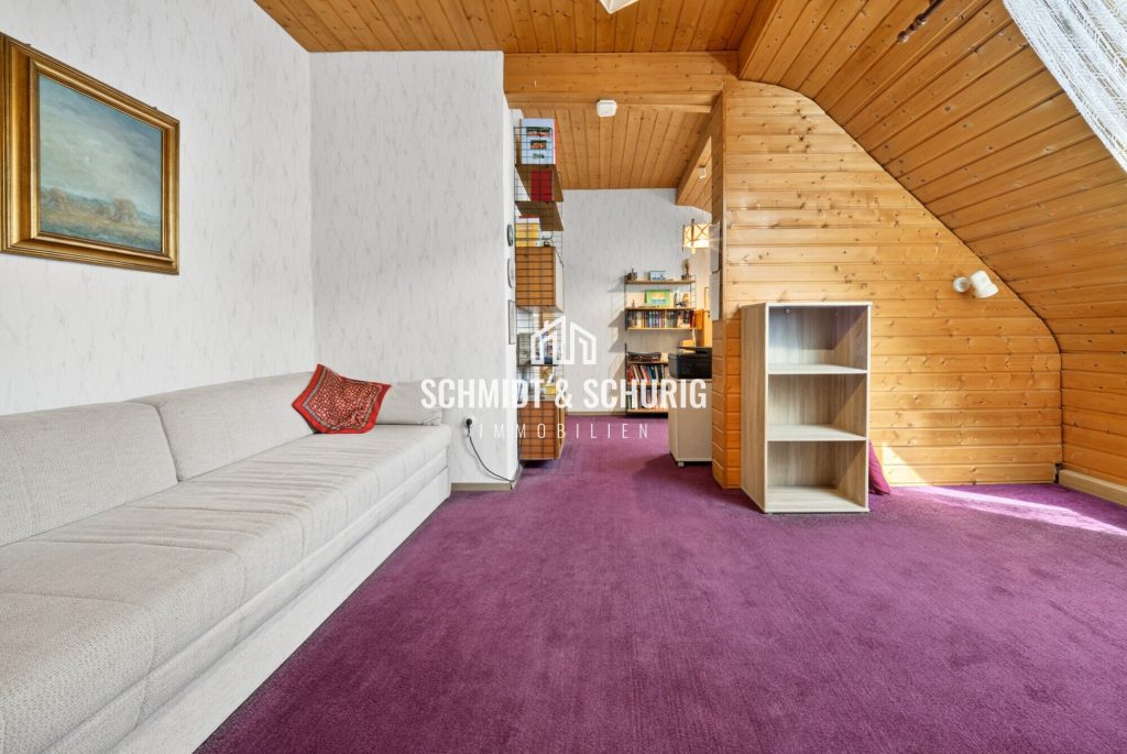 Immobilienangebot - Bruchsal / Untergrombach - Alle - Charmantes Einfamilienhaus mit Ausbaupotenzial und großem Grundstück