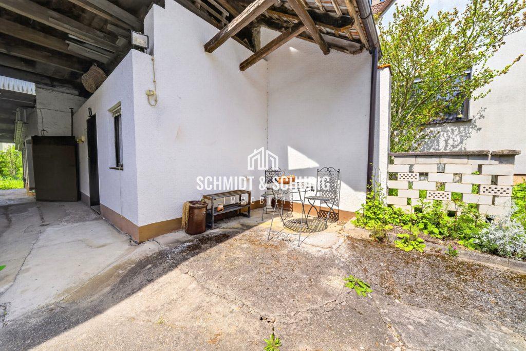 Immobilienangebot - Bruchsal / Untergrombach - Alle - Charmantes Einfamilienhaus mit Ausbaupotenzial und großem Grundstück