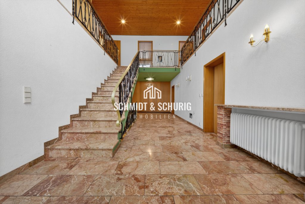 Immobilienangebot - Dielheim - Alle - Großzügiges Einfamilienhaus mit viel Potenzial in begehrter Lage von Dielheim