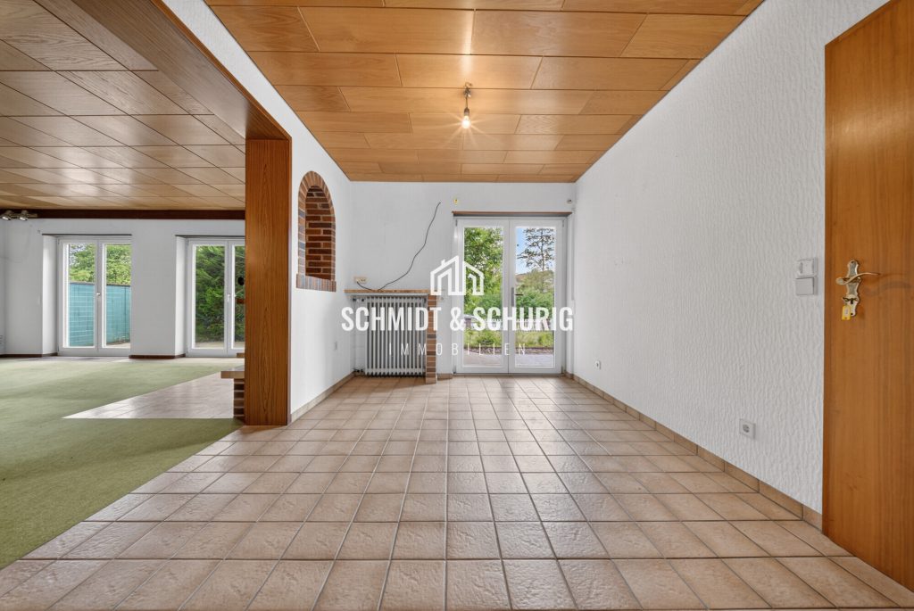 Immobilienangebot - Dielheim - Alle - Großzügiges Einfamilienhaus mit viel Potenzial in begehrter Lage von Dielheim