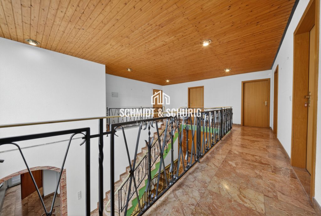 Immobilienangebot - Dielheim - Alle - Großzügiges Einfamilienhaus mit viel Potenzial in begehrter Lage von Dielheim