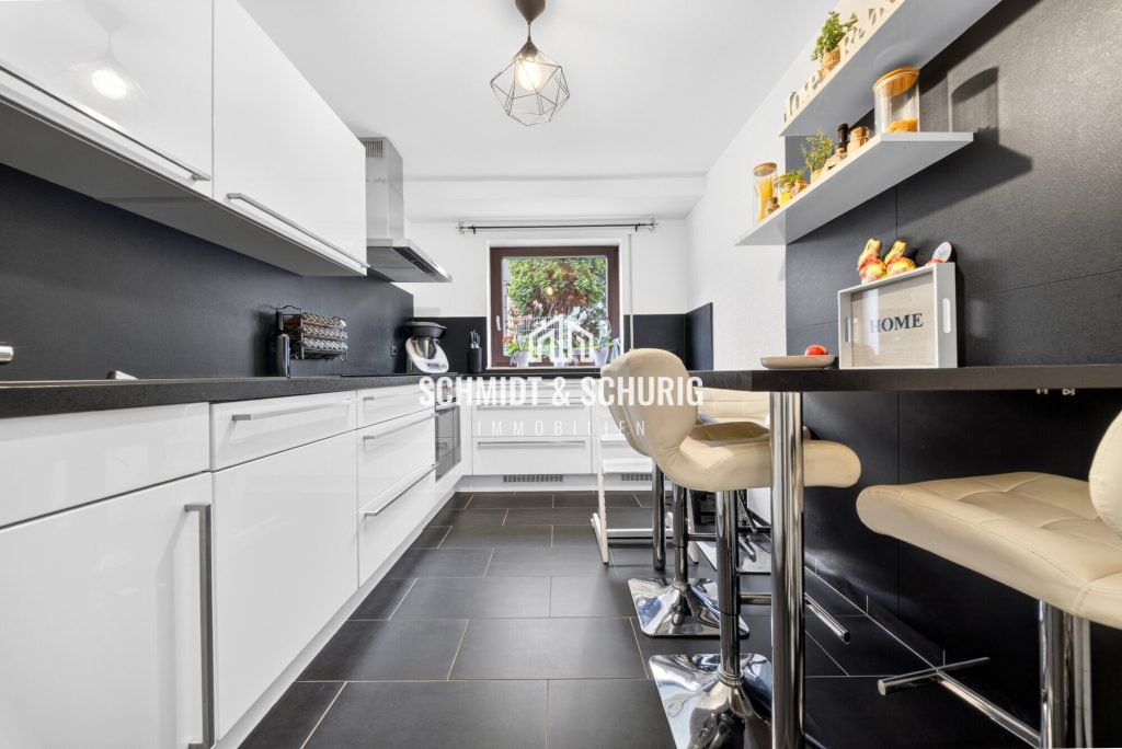 Immobilienangebot - Pforzheim / Brötzingen - Alle - Top gepflegte 3 - Zimmerwohnung mit Garten und Terrasse