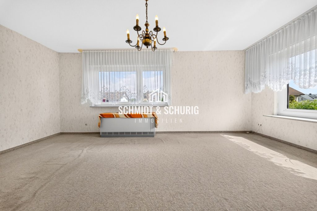 Immobilienangebot - Karlsdorf-Neuthard - Alle - Charmantes Zweifamilienhaus mit viel Potenzial und großem Grundstück