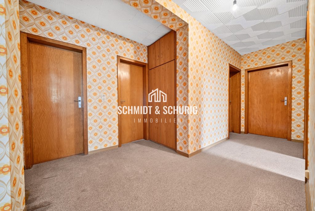 Immobilienangebot - Karlsdorf-Neuthard - Alle - Charmantes Zweifamilienhaus mit viel Potenzial und großem Grundstück