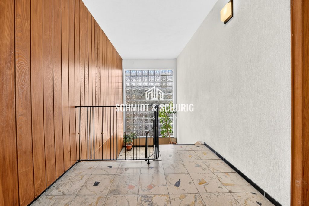 Immobilienangebot - Karlsdorf-Neuthard - Alle - Charmantes Zweifamilienhaus mit viel Potenzial und großem Grundstück