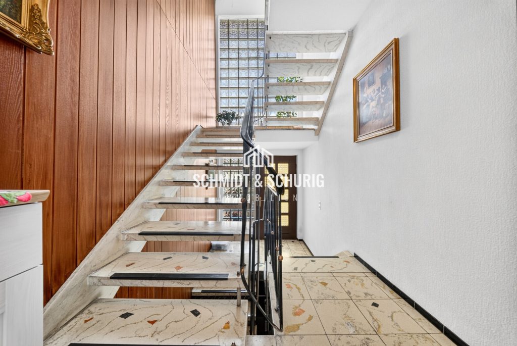 Immobilienangebot - Karlsdorf-Neuthard - Alle - Charmantes Zweifamilienhaus mit viel Potenzial und großem Grundstück