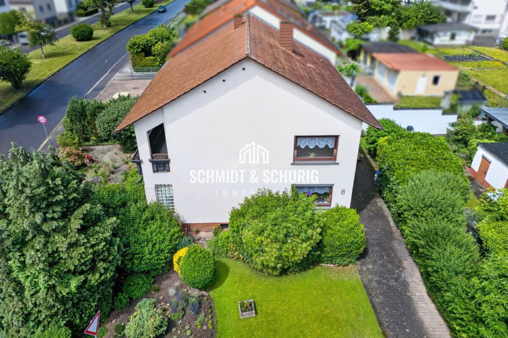 Immobilienangebot - Karlsdorf-Neuthard - Alle - Charmantes Zweifamilienhaus mit viel Potenzial und großem Grundstück