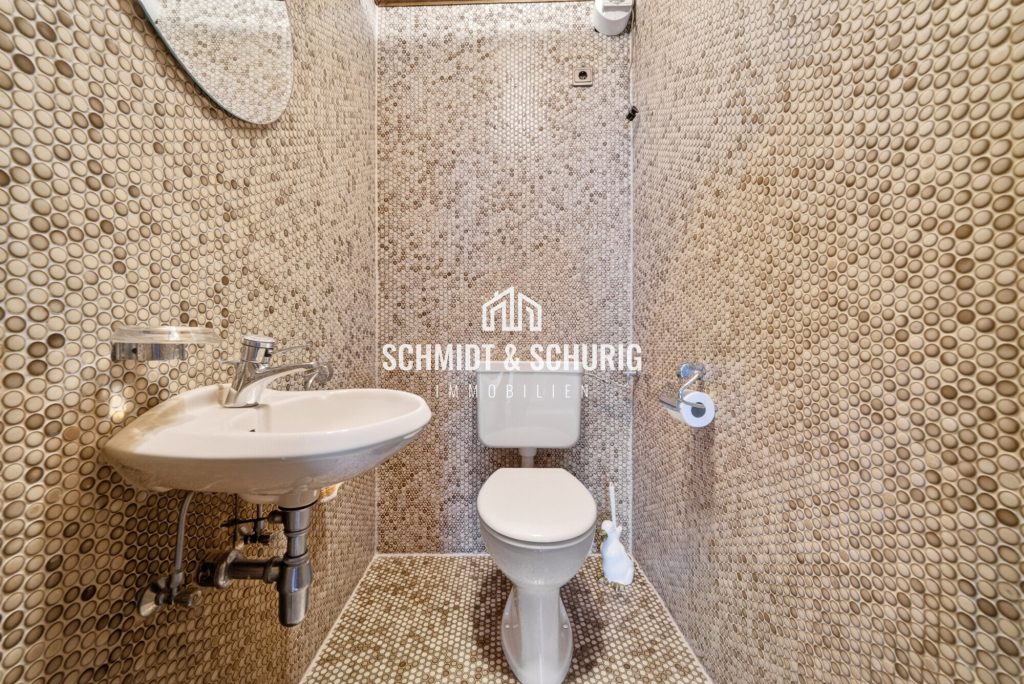 Immobilienangebot - Bretten / Gölshausen - Alle - Charmantes Einfamilienhaus mit großzügigem Grundstück und vielfältigen Möglichkeiten