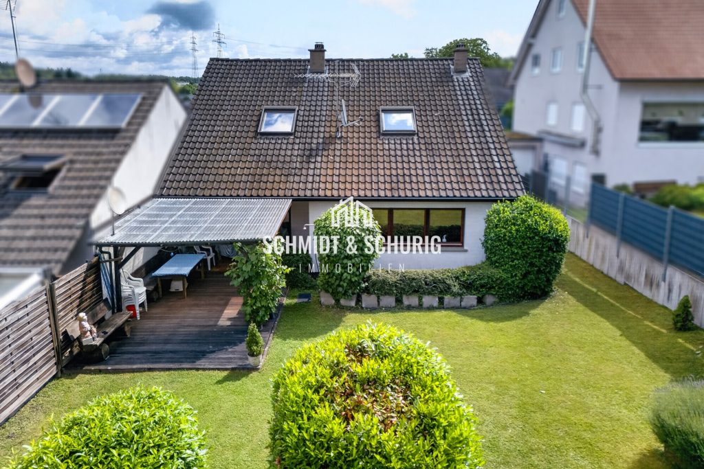 Immobilienangebot - Bretten / Gölshausen - Alle - Charmantes Einfamilienhaus mit großzügigem Grundstück und vielfältigen Möglichkeiten