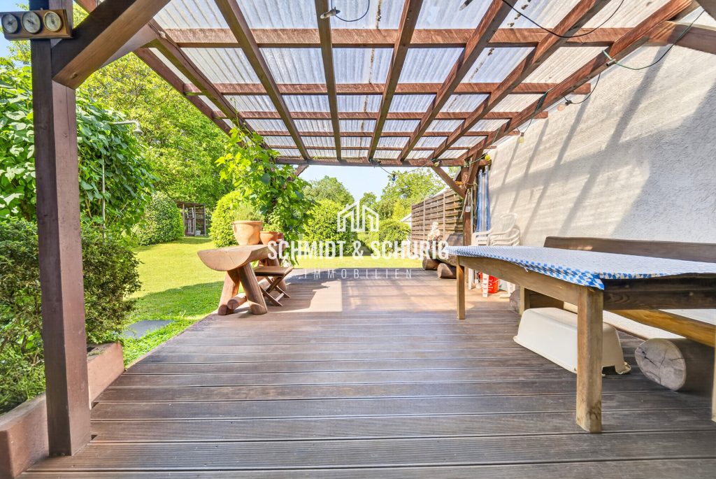 Immobilienangebot - Bretten / Gölshausen - Alle - Charmantes Einfamilienhaus mit großzügigem Grundstück und vielfältigen Möglichkeiten