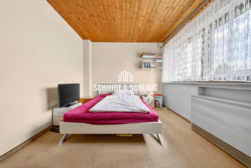 Immobilienangebot - Bretten / Gölshausen - Alle - Charmantes Einfamilienhaus mit großzügigem Grundstück und vielfältigen Möglichkeiten