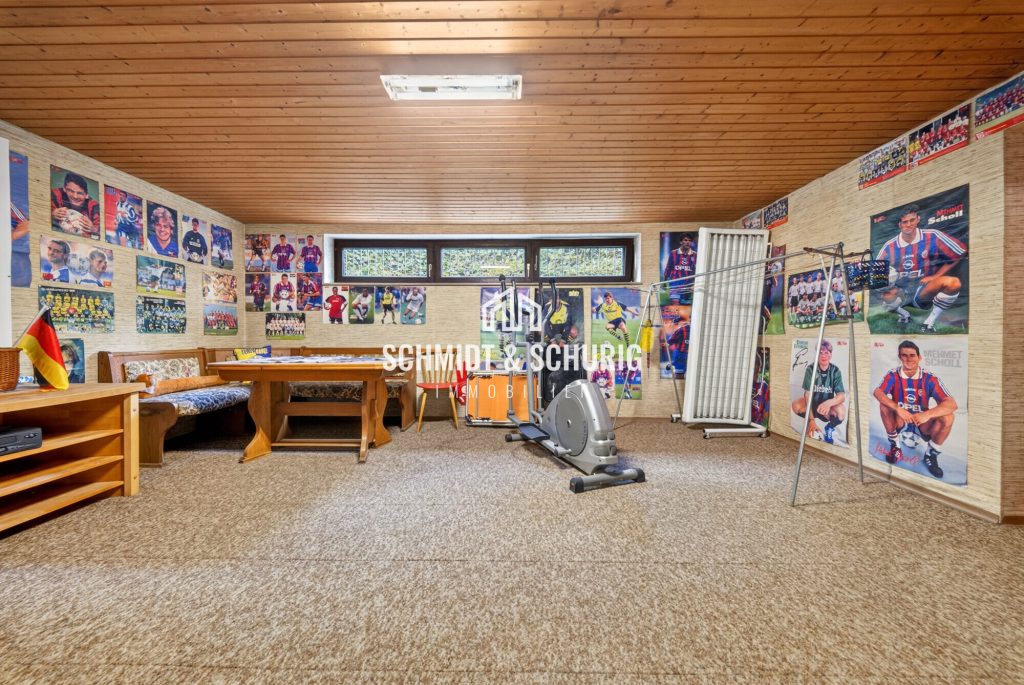Immobilienangebot - Bretten / Gölshausen - Alle - Charmantes Einfamilienhaus mit großzügigem Grundstück und vielfältigen Möglichkeiten
