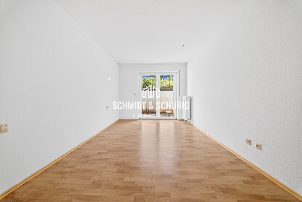 Schlafzimmer Immobilienangebot - Linkenheim-Hochstetten - Alle - Charmante Maisonettewohnung mit Balkon & Terrasse – Stilvolles Wohnen auf zwei Ebenen