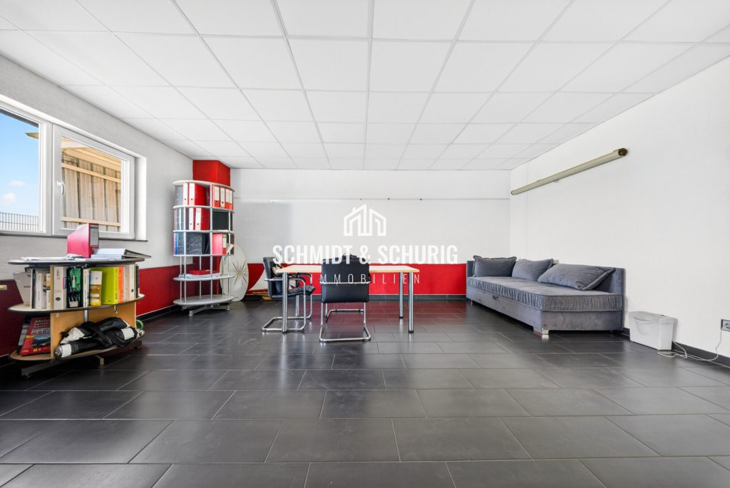 Immobilienangebot - Bad Rappenau - Alle - Produktionshalle mit 10‑t-Kran, Büros und gepflastertem Hof in Bad Rappenau