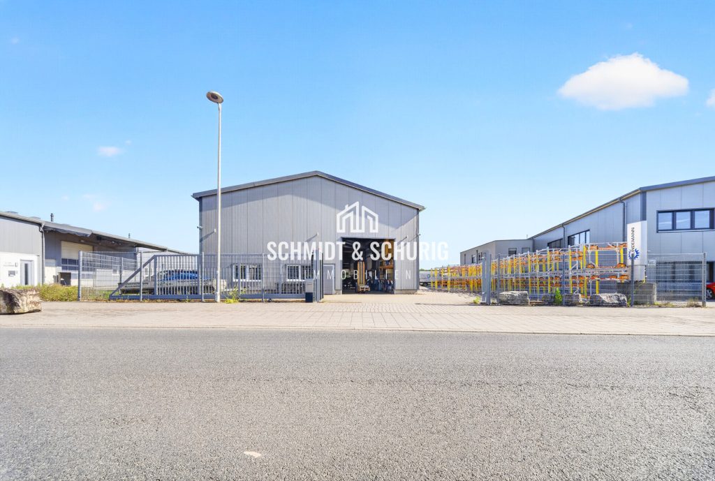 Immobilienangebot - Bad Rappenau - Alle - Produktionshalle mit 10‑t-Kran, Büros und gepflastertem Hof in Bad Rappenau