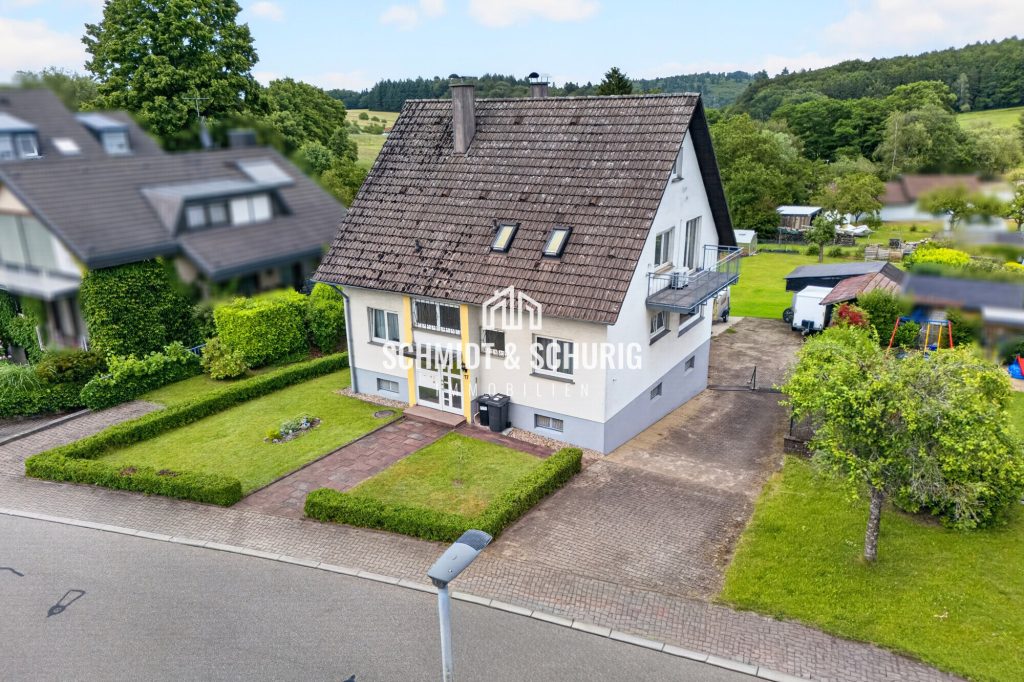 Immobilienangebot - Malsch - Alle - Gepflegtes 1-2 Familienhaus mit großzügigem Garten