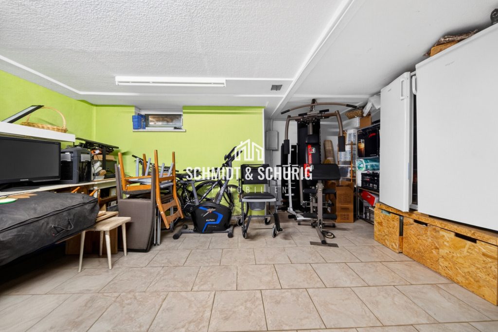 Immobilienangebot - Pforzheim - Alle - Energetisch sanierte Stadtvilla mit 3 Einheiten im Grünen und Garage