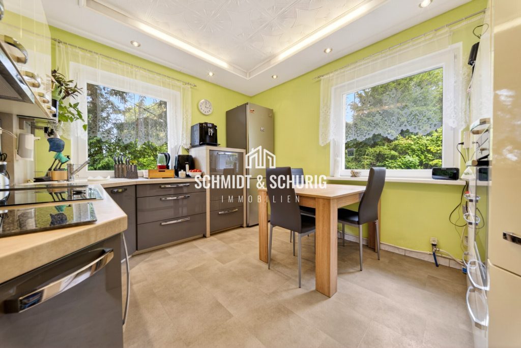 Immobilienangebot - Pforzheim - Alle - Energetisch sanierte Stadtvilla mit 3 Einheiten im Grünen und Garage