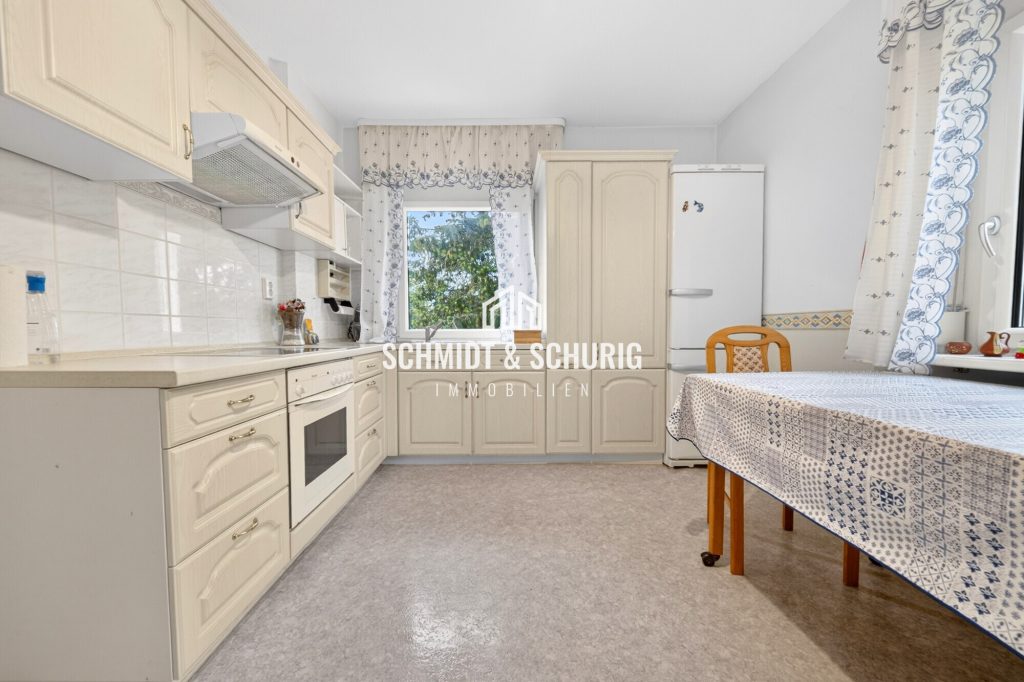 Immobilienangebot - Pforzheim - Alle - Energetisch sanierte Stadtvilla mit 3 Einheiten im Grünen und Garage