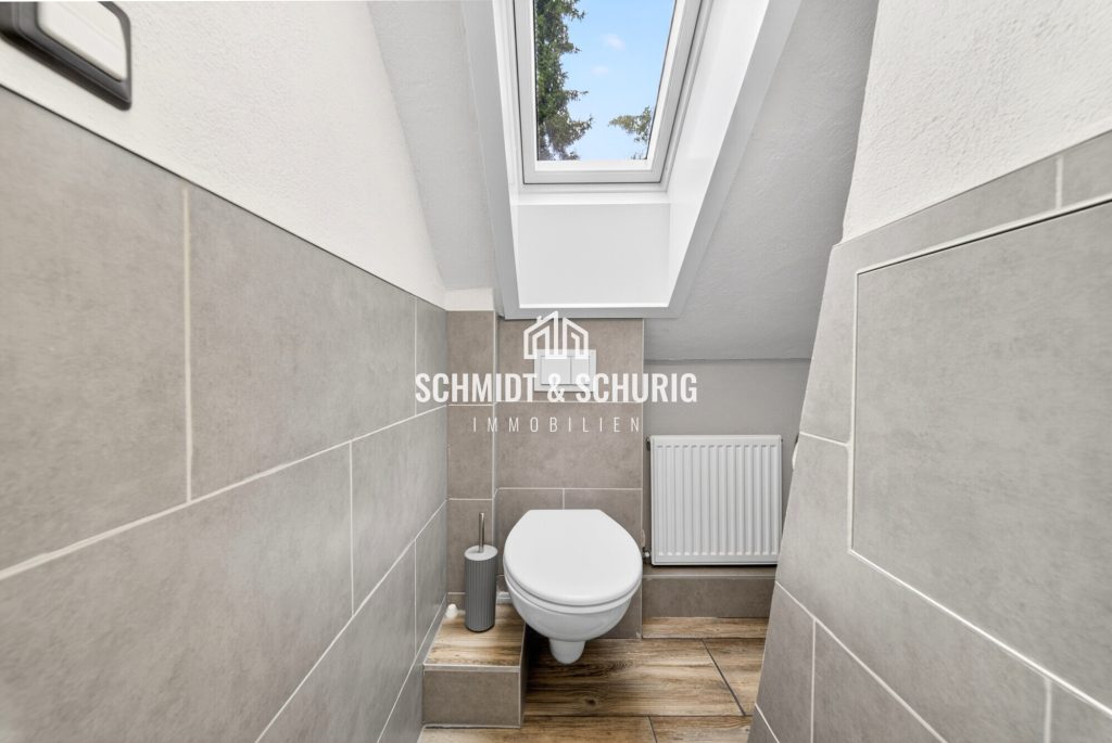 Immobilienangebot - Pforzheim - Alle - Energetisch sanierte Stadtvilla mit 3 Einheiten im Grünen und Garage