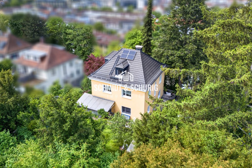 Immobilienangebot - Pforzheim - Alle - Energetisch sanierte Stadtvilla mit 3 Einheiten im Grünen und Garage