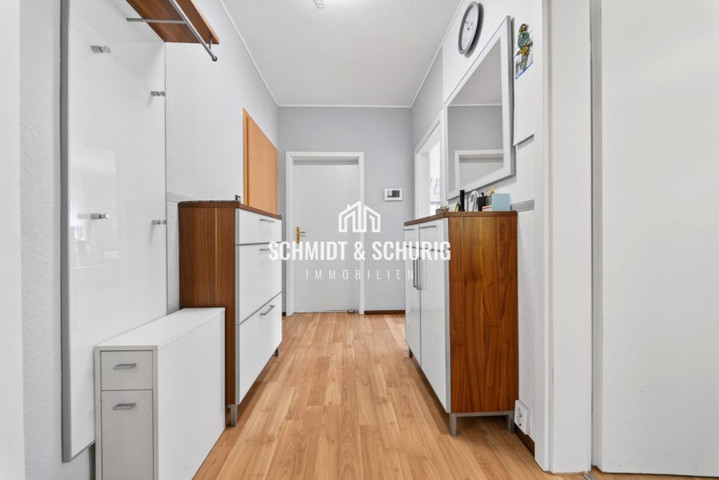 Immobilienangebot - Pforzheim - Alle - Energetisch sanierte Stadtvilla mit 3 Einheiten im Grünen und Garage