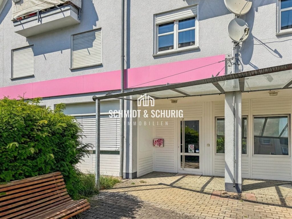 Immobilienangebot - Knittlingen - Alle - Attraktive Büro- oder Praxisfläche in zentraler Lage von Knittlingen