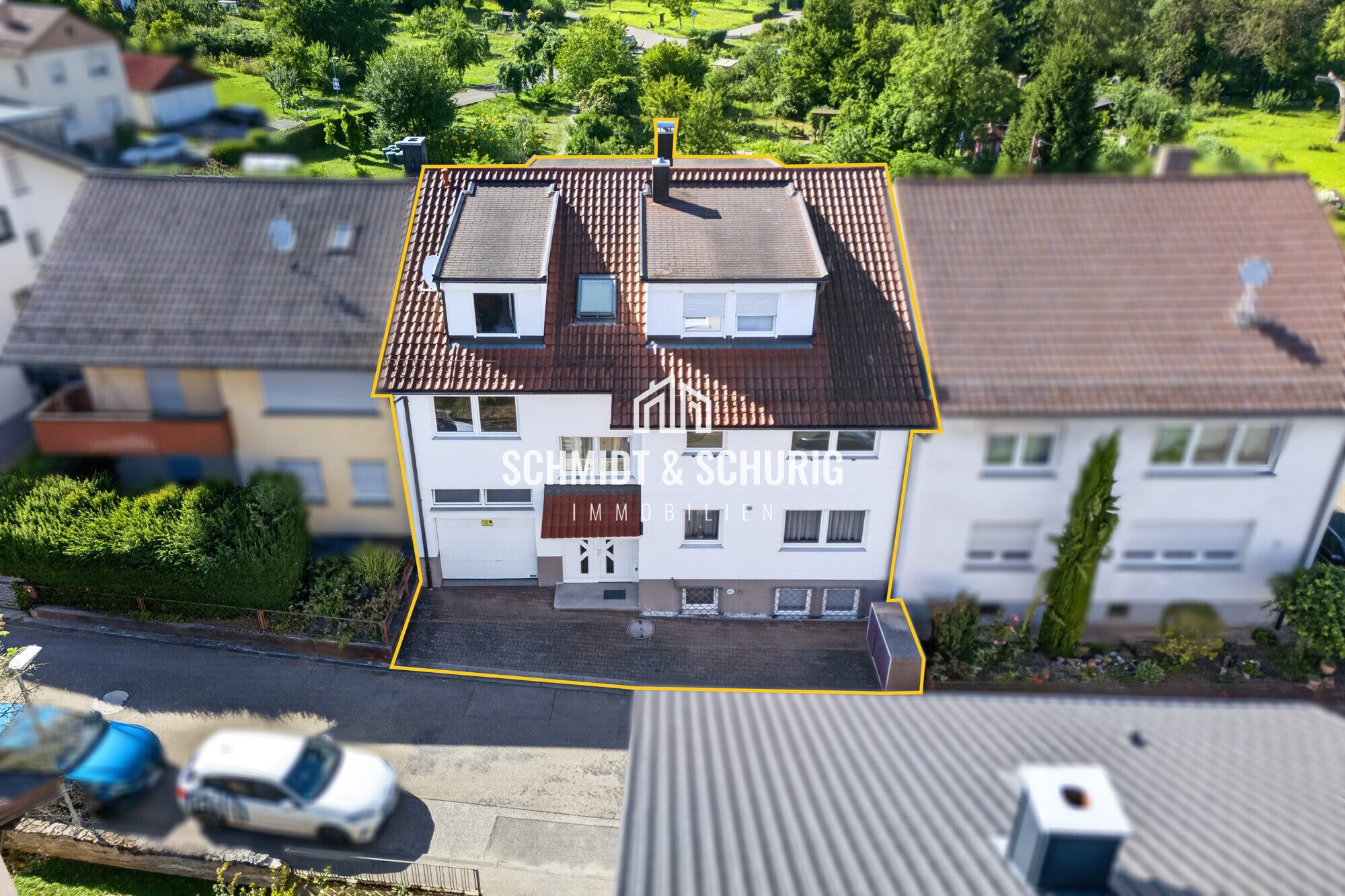 Immobilienangebot - Kämpfelbach / Ersingen - Alle - Gepflegtes Mehrfamilienhaus mit 305 m² Wohnfläche, Balkon und Terrasse in Ortsrandlage