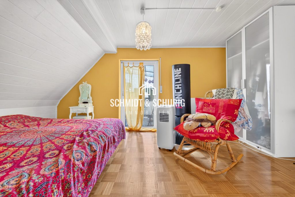 Immobilienangebot - Waghäusel / Wiesental - Alle - Vermietetes Einfamilienhaus in gewachsener Wohnlage – solide Basis mit Gestaltungspotenzial