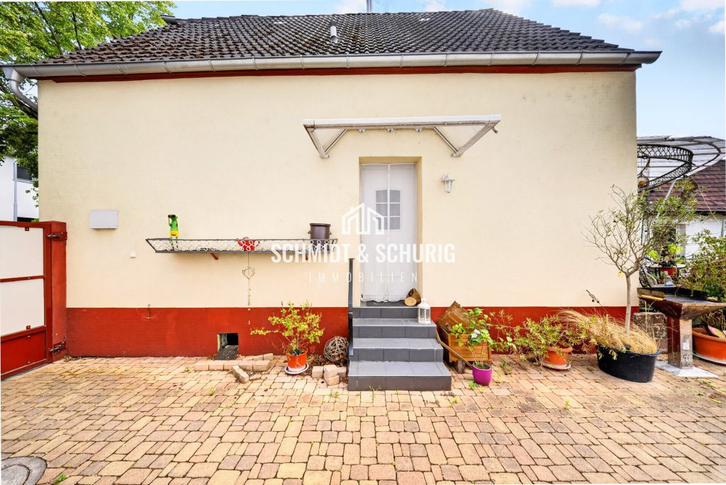 Immobilienangebot - Waghäusel / Wiesental - Alle - Vermietetes Einfamilienhaus in gewachsener Wohnlage – solide Basis mit Gestaltungspotenzial