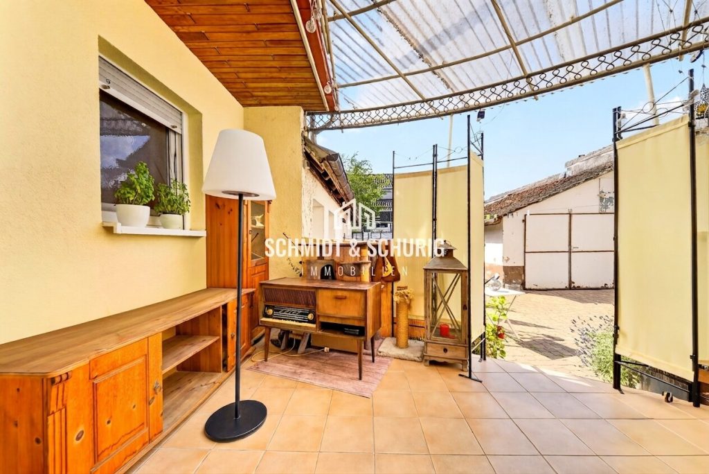 Immobilienangebot - Waghäusel / Wiesental - Alle - Vermietetes Einfamilienhaus in gewachsener Wohnlage – solide Basis mit Gestaltungspotenzial