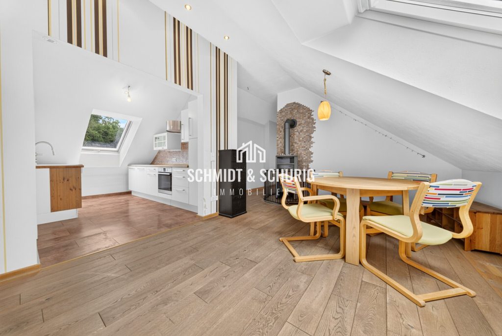 Küche – Essbereich / Obergeschoss Immobilienangebot - Bruchsal / Obergrombach - Alle - Gepflegtes Zweifamilienhaus mit Einliegerwohnung in Obergrombach