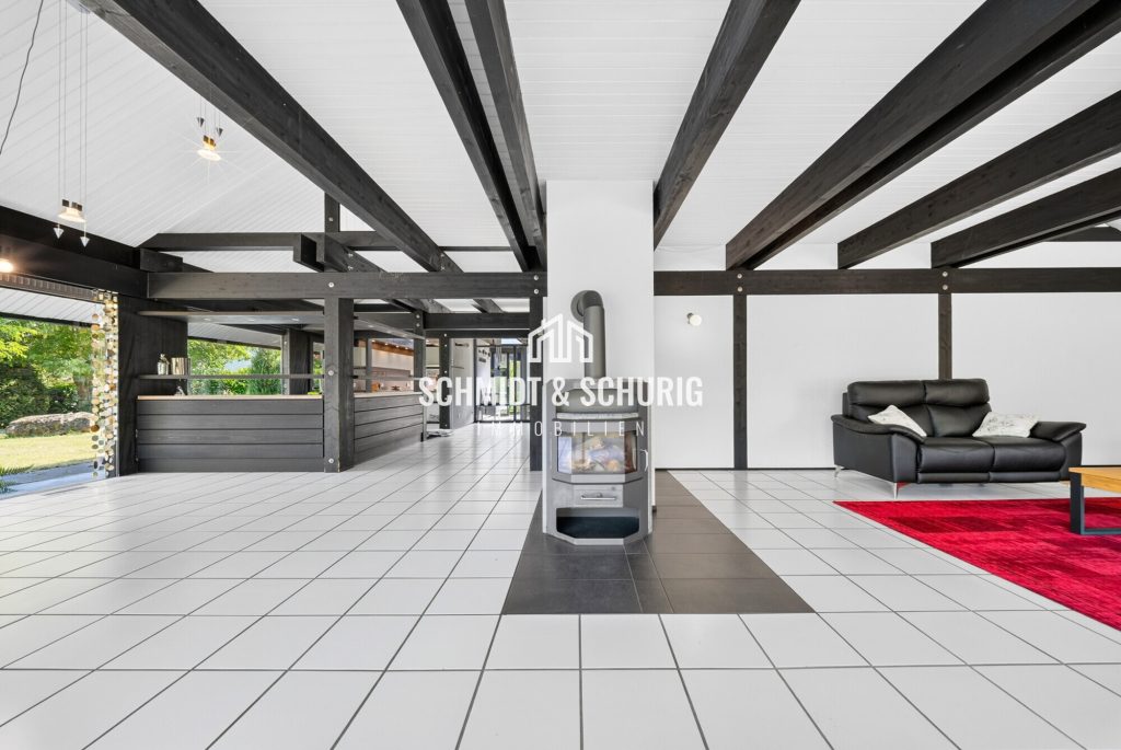 Wohn-/Essbereich Immobilienangebot - Kürnbach - Alle - Exklusives Einfamilienhaus - Architektur mit Wiedererkennungswert