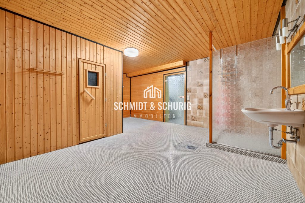 Sauna Immobilienangebot - Kürnbach - Alle - Exklusives Einfamilienhaus - Architektur mit Wiedererkennungswert